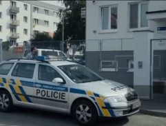 Jak si filmaři upravují policejní auta?