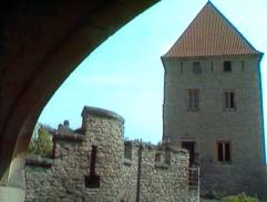 Pohled na věž hradu