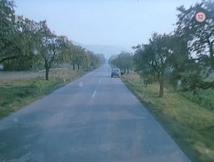 Výhled z autobusu cestou do vesnice