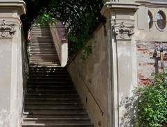 Dlouhé schody