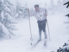 Hrdinové z hor: Hádek se představí jako Mistr lyžař ve snímku Poslední závod