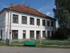 Bývalá škola Sluštice