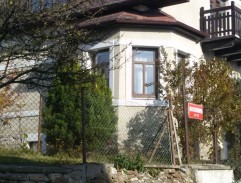 dom učiteľa Kojzara