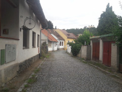 12. Pohřešovaná