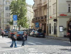 Na křižovatce