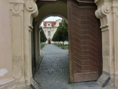 brána kláštora