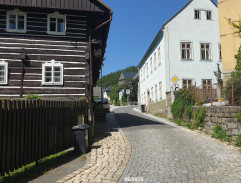V uličce