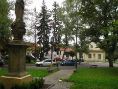 Měsíc nad řekou