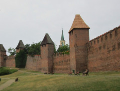 Tři veteráni