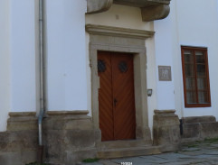 1. Primadona