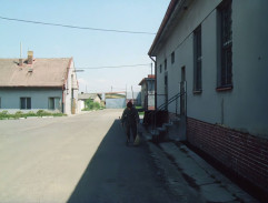 Před basou