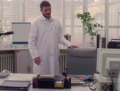 V kancelárií primárky