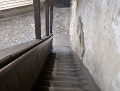 drevené schodisko