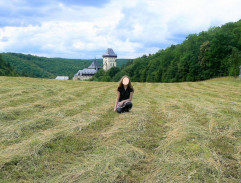 Příjezd na Karlštejn