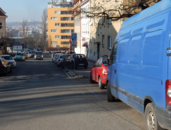 S04E05 Krev a benzín