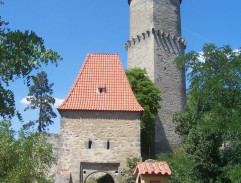 Cesta k hradu