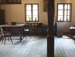 Dvanáct měsíčků