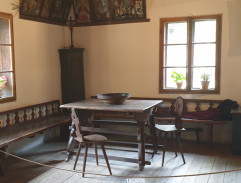 Dvanáct měsíčků