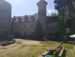 Nádvoří hradu