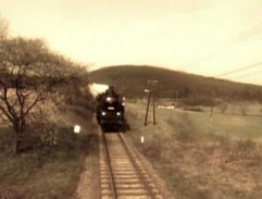 Vlak uhání krajinou
