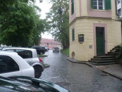 parkovisko pred školou