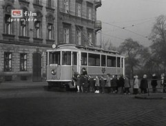 O lidech a tramvajích