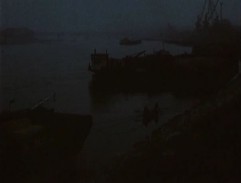 Na druhém břehu svoboda