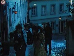 pred nočným klubom Bristol