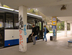 Autobusové nádraží