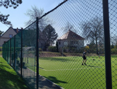 559. Žij a nech žít