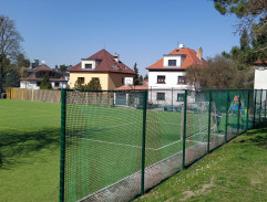 559. Žij a nech žít