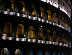 Noční Koloseum