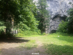 Před dračí slují