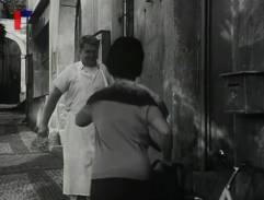 pred poštovým úradom