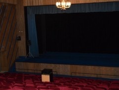 divadelná sála