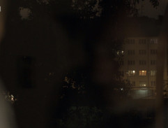 Noční pohled z okna