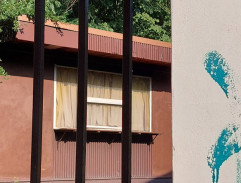 Holina u azylového domu