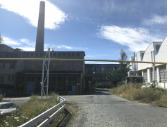 Opuštěná továrna