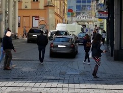 Druhý pokus u bankomatu