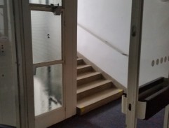 výtah se schodištěm
