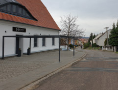 15. Osamělá