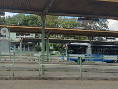 Autobusové nádraží