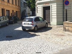 V městečku