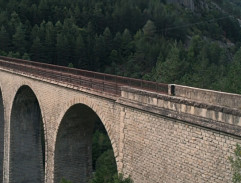 Železniční viadukt