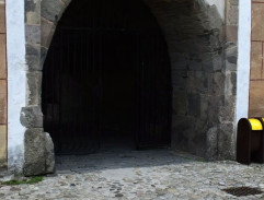 brána na zámku