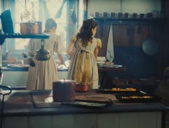 Marjánka a Rézinka v kuchyni