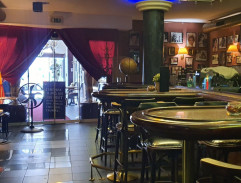 V restauraci