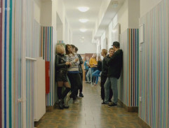 Chodba v škole
