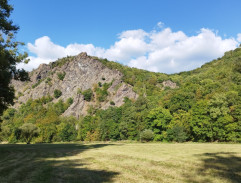 Luther putuje údolím