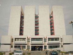 Maxo prišiel za Viktóriou